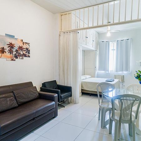 Studio Completo Na Praia De Copacabana Com Ar, Wifi, Netflix, Ate 4 Pessoas, Fundos Claro E Silencioso, Pauloangerami Pj135 Рио де Жанейро Екстериор снимка